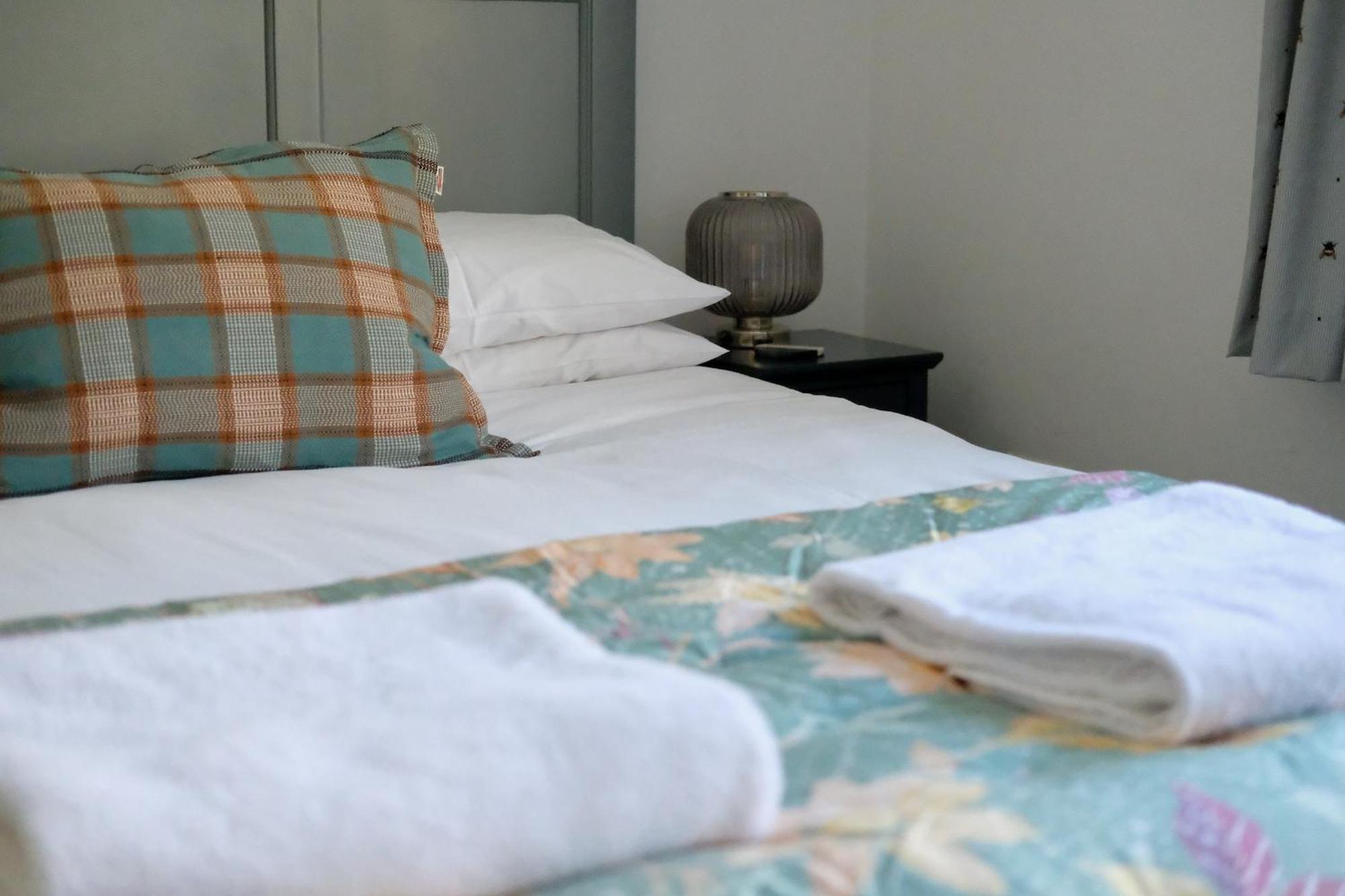Spacious City Centre Apartment 바스 외부 사진