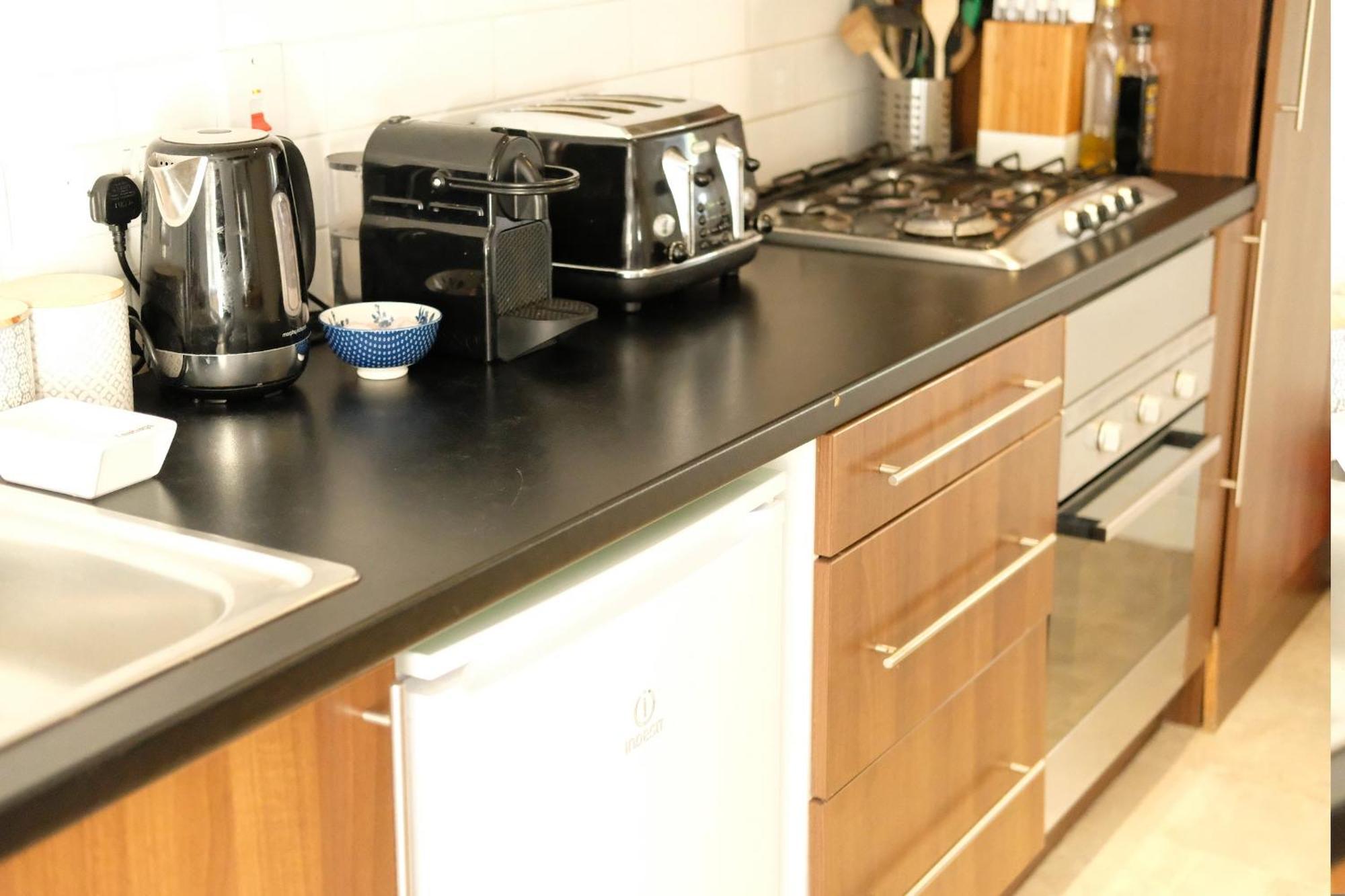 Spacious City Centre Apartment 바스 외부 사진